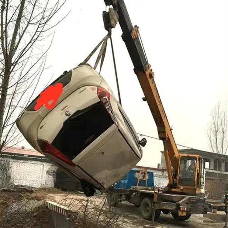 益阳吊车救援小汽车怎么吊